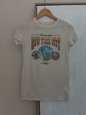 Aeropostale Cream Classic Crew Graphic Tee